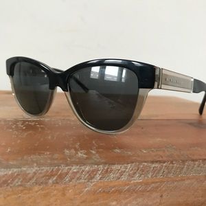 BURBERRY Women’s Sunglasses!